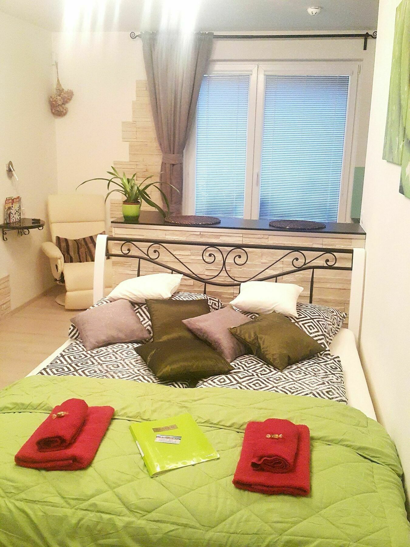 Bastien Studio Near Airport Praha Eksteriør bilde