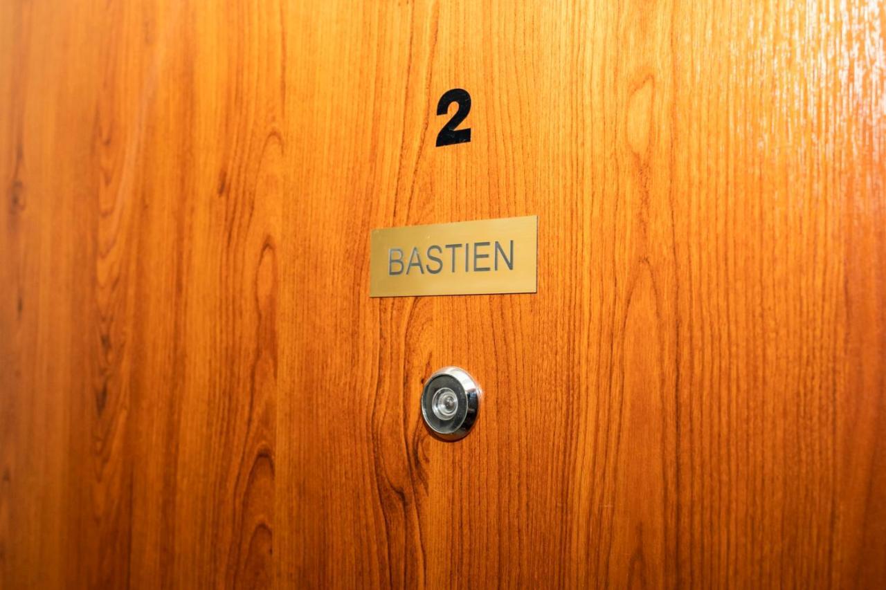Bastien Studio Near Airport Praha Eksteriør bilde